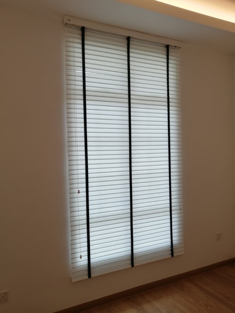 TIMBER PS BLINDS & LANTEX BLIND